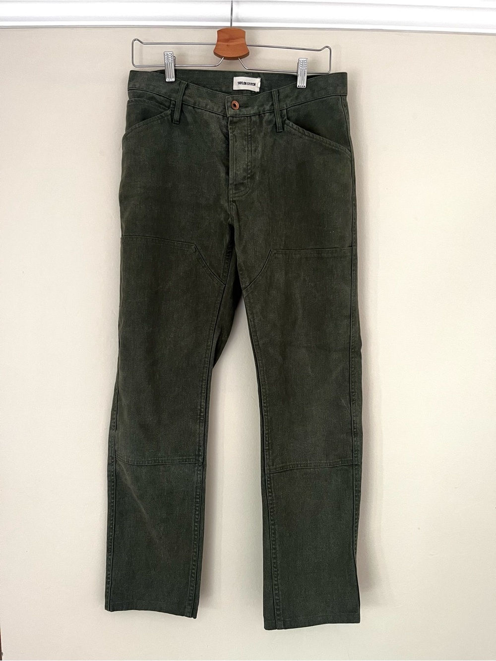 Taylor Stitch Men’s Green Carpenter Pant - Picture 4 of 5